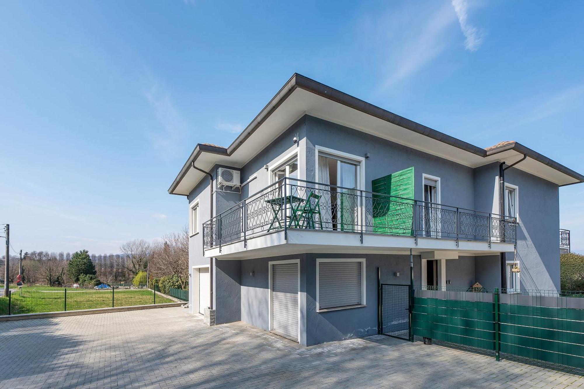 Sweet Home Apartments Peperoncino Arona Exterior photo